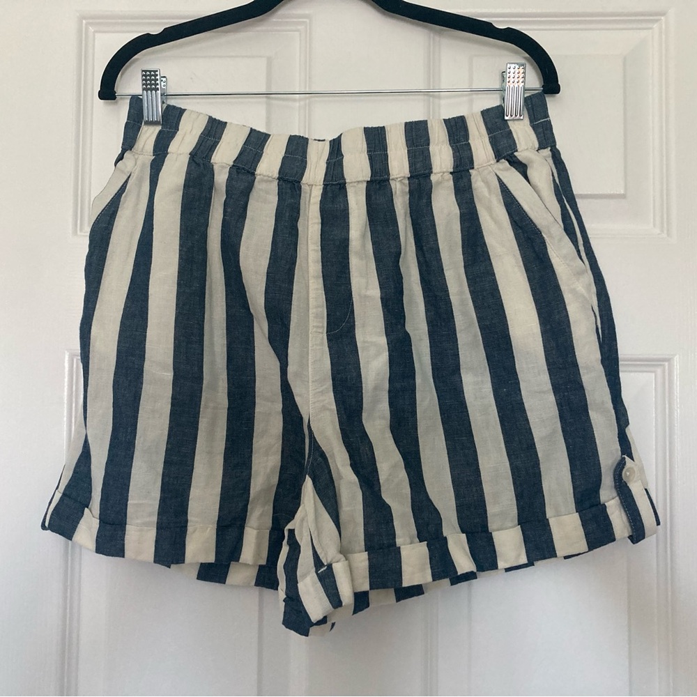 PACT Rhea Tabbed Shorts in Mariners Stripe, Size Large - Picture 4 of 16